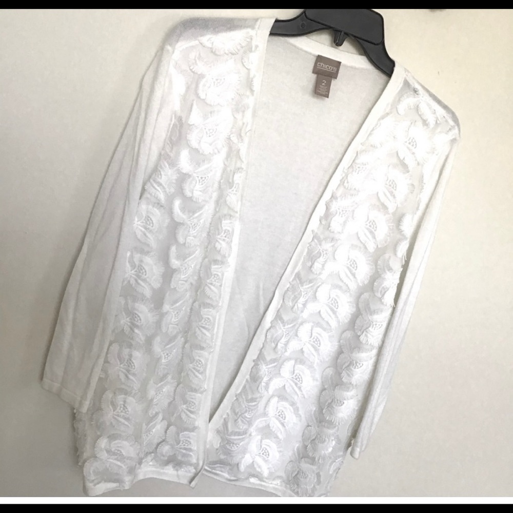 EUC Chico’s 3/4 Sleeve Embellished White Cardigan Size 2 Large